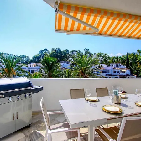 شقة Beachside With Jacuzzi & Pool *